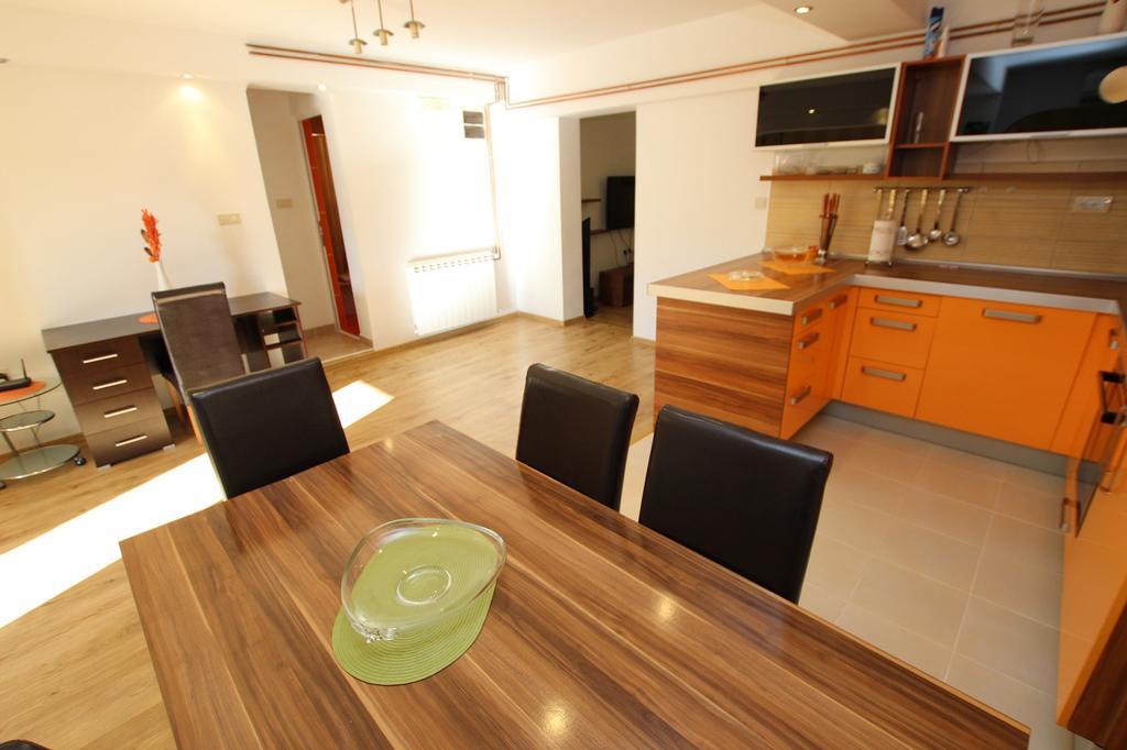 Petrovac Apartment Milica מראה חיצוני תמונה